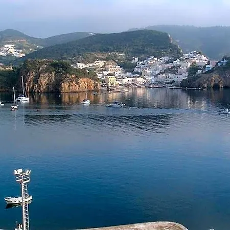 Del Capitano Ponza