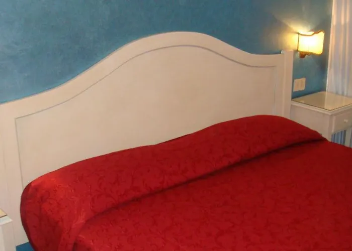 Del Capitano ホテル ポンツァ